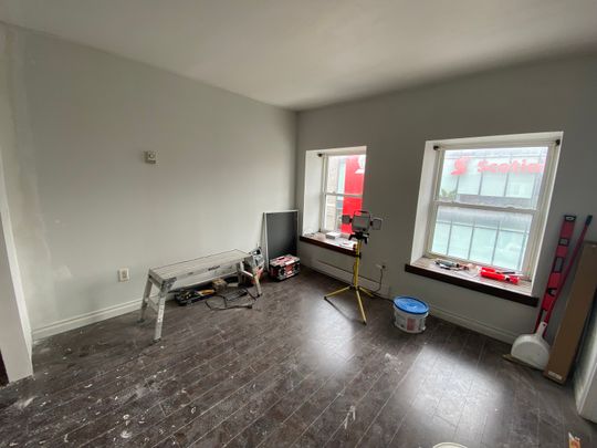 199.2 Wellington Street - 1 bed, 1 bath RENOVATED UNIT - Photo 1