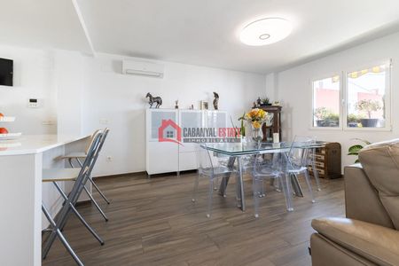 Alquiler temporal – Piso reformado con balcón a pocos pasos de la playa en El Cabanyal - Photo 5