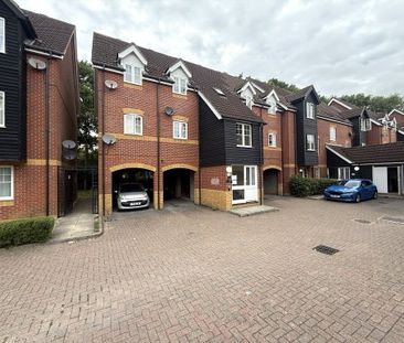 Gould Close, Newbury, Berkshire, RG14 - Photo 3