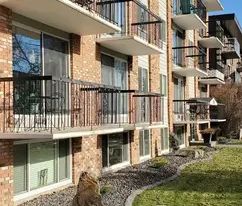 BRIGHT ONE BEDROOM WITH BALCONY! CRESCENT HEIGHTS! | Calgary - Photo 1