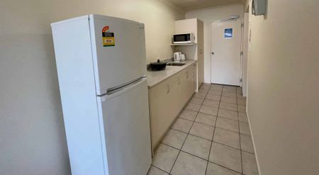 Fully furnished apartment in the CBD - Photo 5