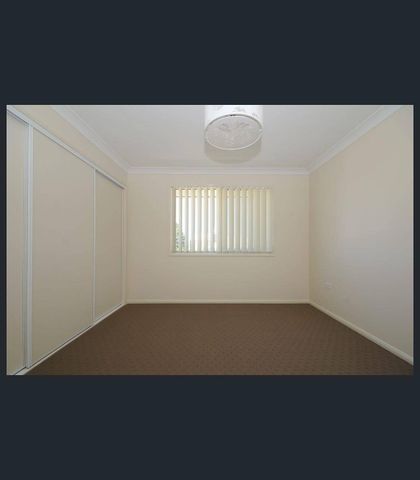 Modern Comfort and Convenience in the Heart of Toowoomba - Photo 2