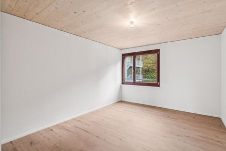 Your new apartment in a trendy neighborhood - Photo 2