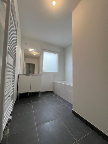 location Appartement T3 DE 59.11m² À DEVILLE LES ROUEN - Photo 3