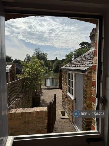 2 bedroom terraced house to rent - Photo 3