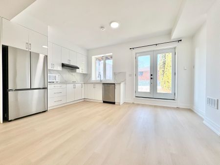 For Lease - 574 B Pharmacy Avenue Unit# Lower unit, Toronto, Ontario - Photo 2