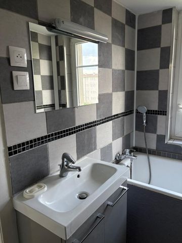 Location Appartement 3 pièces 58m² BISCHHEIM 67800 - Photo 2