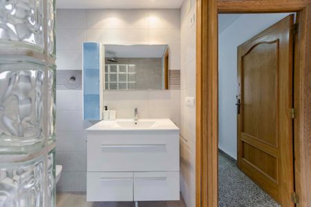 Bright double room in Campanar &nbsp; - Photo 3