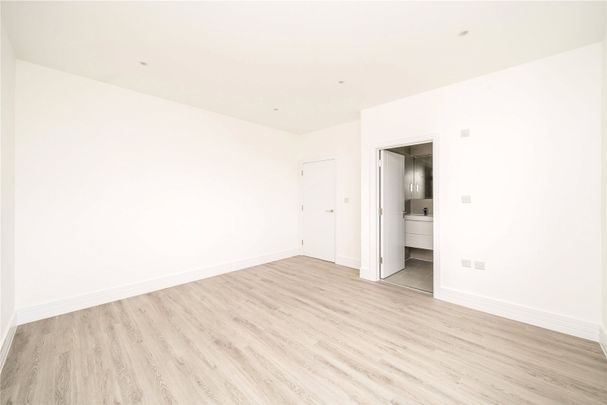 Greenwich High Road, Greenwich, SE10, London - Photo 1