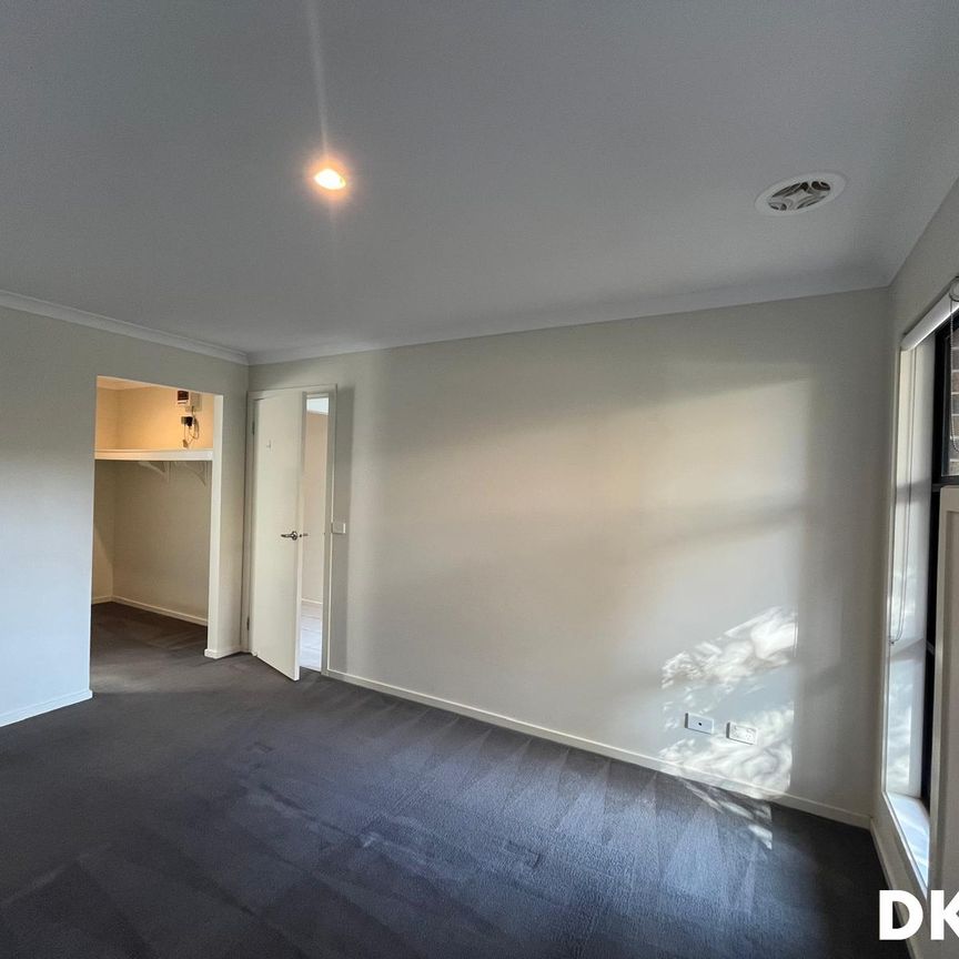 Low Maintenance 4-Bedroom Home in Prime Mernda Location - Photo 1