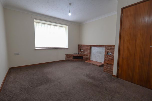 Mill Pleck, Studley - Photo 1