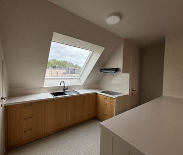 Gerenoveerd appartement met 1 slpk in centrum Lummen - Photo 1
