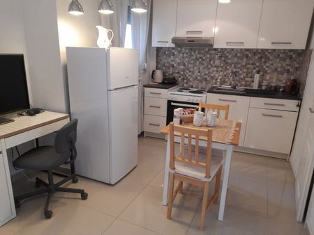 Studio/Γκαρσονιέρα για ενοικίαση Άγιος Κωνσταντίνος - Άγιος Ελευθέριος (Λάρισα) - Φωτογραφία 4