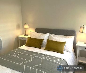 2 bedroom flat to rent - Photo 6