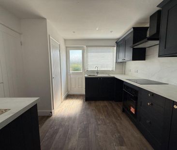 3 bedroom terraced house to rent - Photo 6