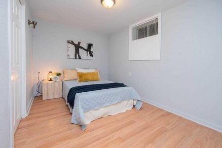 For Lease - 218 Silverbirch Drive Unit# Lower Unit, Newmarket, Ontario - Photo 4