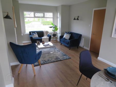 13 Westfield Gardens, Lurgan, Craigavon, BT66 8EL - Photo 2