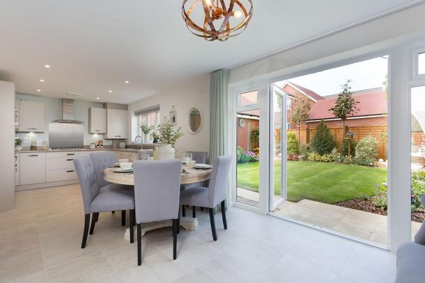 4 bedroom detached house to rent - Photo 1