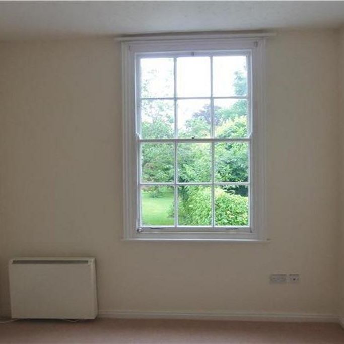 1 bedroom retirement property to rent - Photo 1