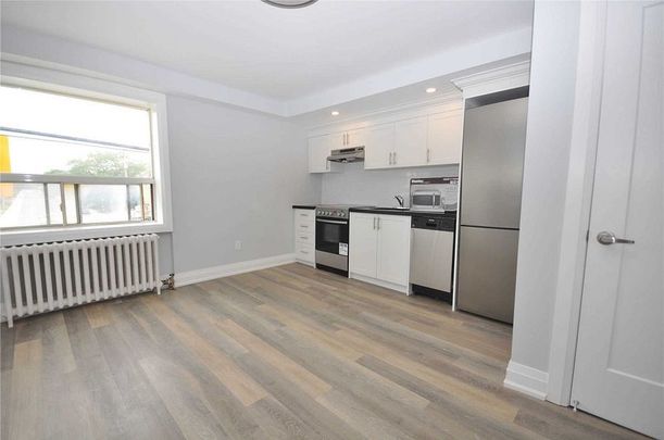 For Lease - 3465 Lake Shore Boulevard Unit# 5, Toronto, Ontario - Photo 1