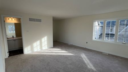 For Lease - 104 Golden Meadows Drive Unit# 33, Otonabee-South Monaghan, Ontario - Photo 5