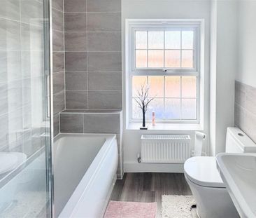 2 bed Coachhouse To Let - Photo 5