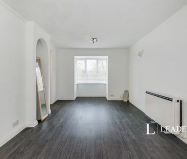 2 bedroom apartment to rent Foxglove Way, Wallington, SM6 - Photo 5