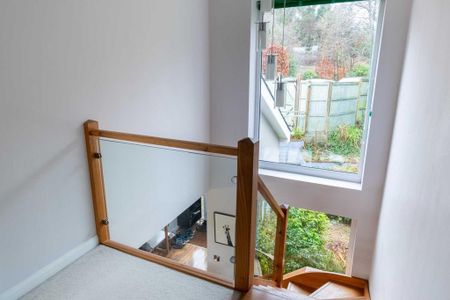 3 bedroom detached house to rent - Photo 4