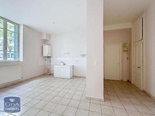 Location Appartement 3 pièces 69m² LYON 3ème - Photo 1