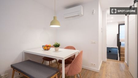 3 room luxury Flat for rent in Barcelona, Catalonia - Photo 5