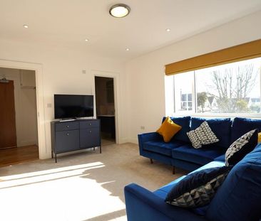3 bedroom flat to rent - Photo 5
