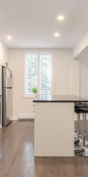 Maison en rangée 1789 PC, vue du parc Beaubien, 5 chambres! - Photo 1