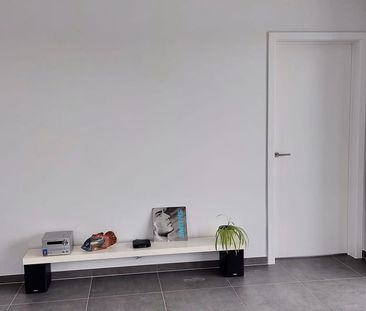 Appartement te huur - Photo 1