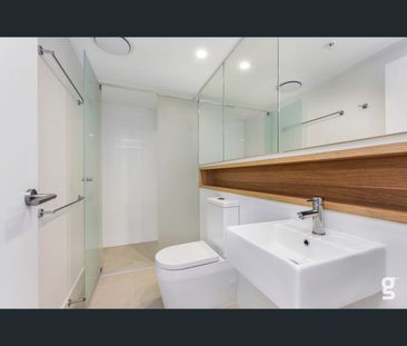 514/42 Wyandra Street, Newstead, Qld 4006 - Photo 4