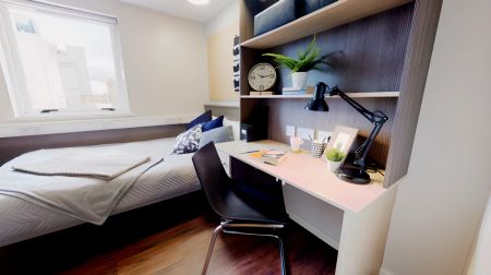 Silver En Suite - Photo 3