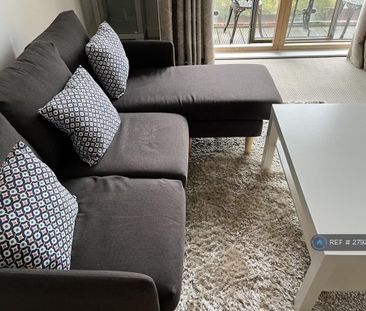 1 bedroom flat to rent - Photo 2