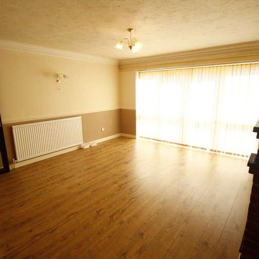 Rambler Close, Swadlincote, DE11 - Photo 1