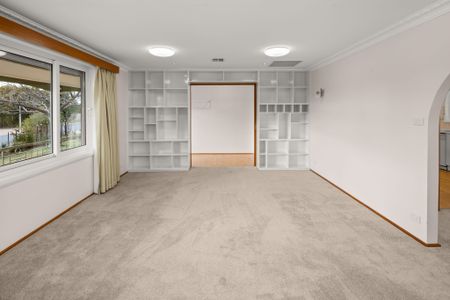 33 Brunswick Circuit, Kaleen ACT 2617 - House For Rent | Domain - Photo 5