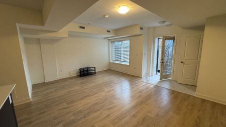 For Lease - 56 Elizabeth Street Unit# 1103, Richmond Hill, Ontario - Photo 3