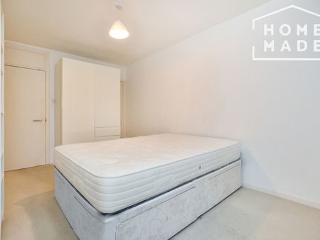 Lindsay Court, Battersea, SW11 - Photo 2