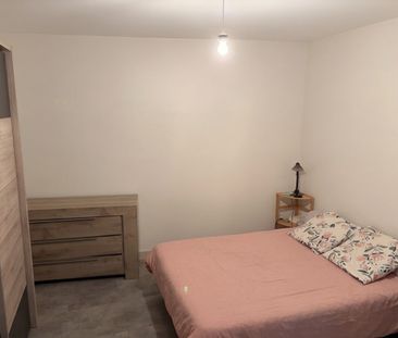 Location Appartement 2 pièces 49m² CHATELLERAULT 86100 - Photo 5