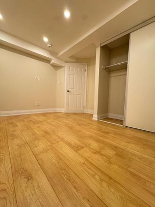 For Lease - 100 Larratt Lane, Richmond Hill, Ontario - Photo 1