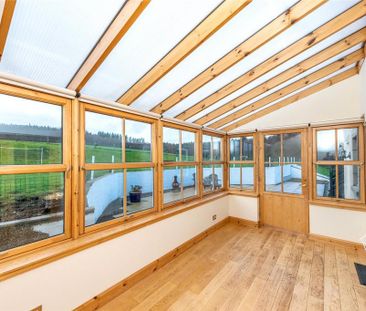 5 bedroom detached house to rent - Photo 4