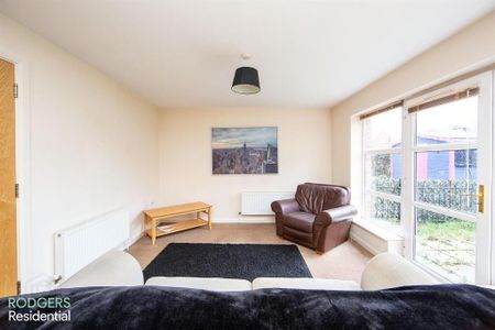 Apt 2, 4 Lewis Mews, Belfast, BT4 1FY - Photo 3