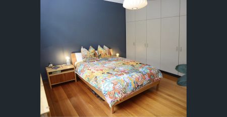 Art Deco Delight in Fabulous Location - Photo 3