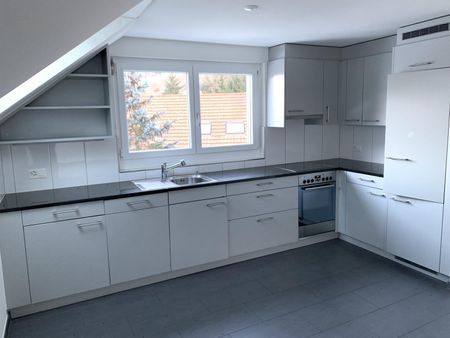 5.5 Zimmer, 125 m², 3. Stock - Photo 2