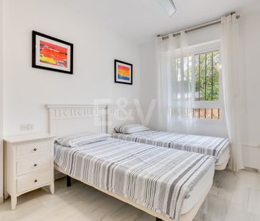 Exquisite 4 bedroom rental with sea views on The Golden Mile, Marbe... - Photo 2