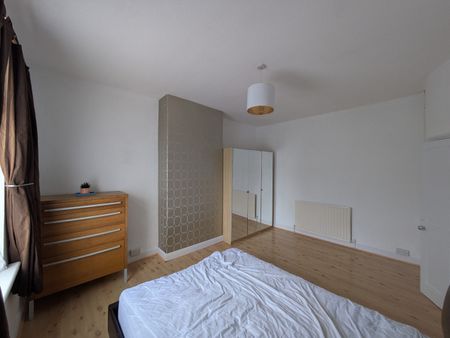 2 Bed Terraced House, Nora Road, LS13 - Photo 4