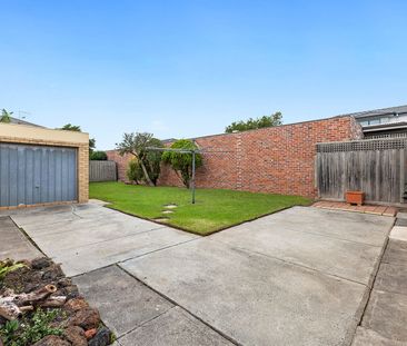 Comfortable 3 Bedroom Home! - Photo 6