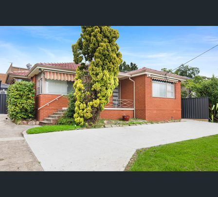 27 Annabelle Crescent, Kellyville, NSW 2155 - Photo 1